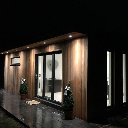 Parkknott Retreat Luxury Lodge With Private Hot Tub Askam in Furness エクステリア 写真